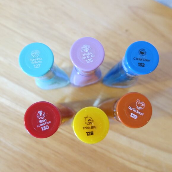 Sally Hansen Insta-Dri Sesame Street Set of 6 New Nail Polish - Picture 4 of 5